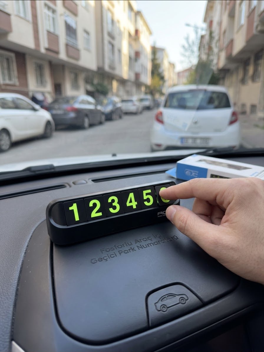 Auris Torpido Üstü Mıknatıslı Fosforlu Araç İçi Numaratör