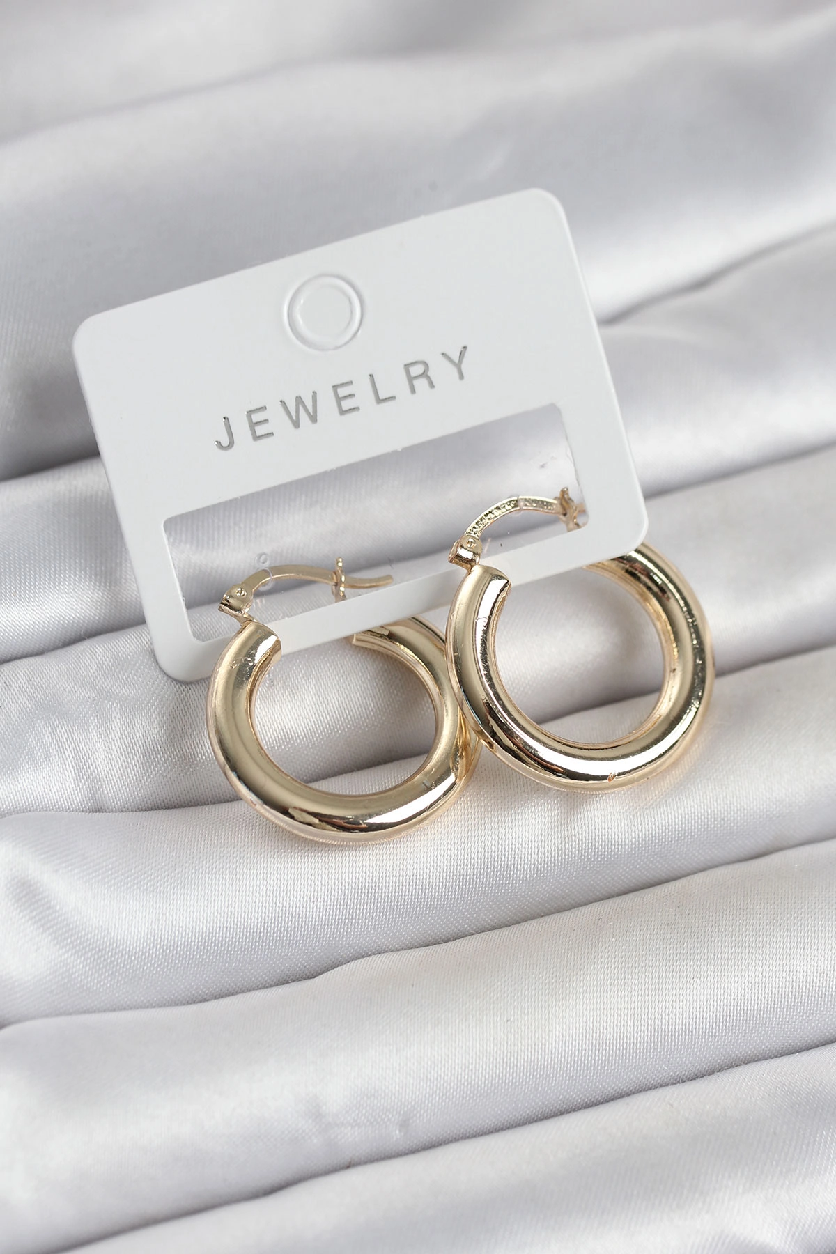 Şık Gold Renk Pirinç Halka 25 mm Kadın Küpe