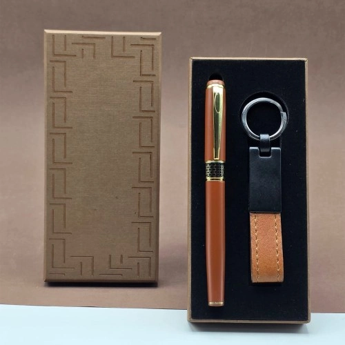 Şık Kutulu Kalem ve Anahtarlık Seti 16 cm x 7.5 cm