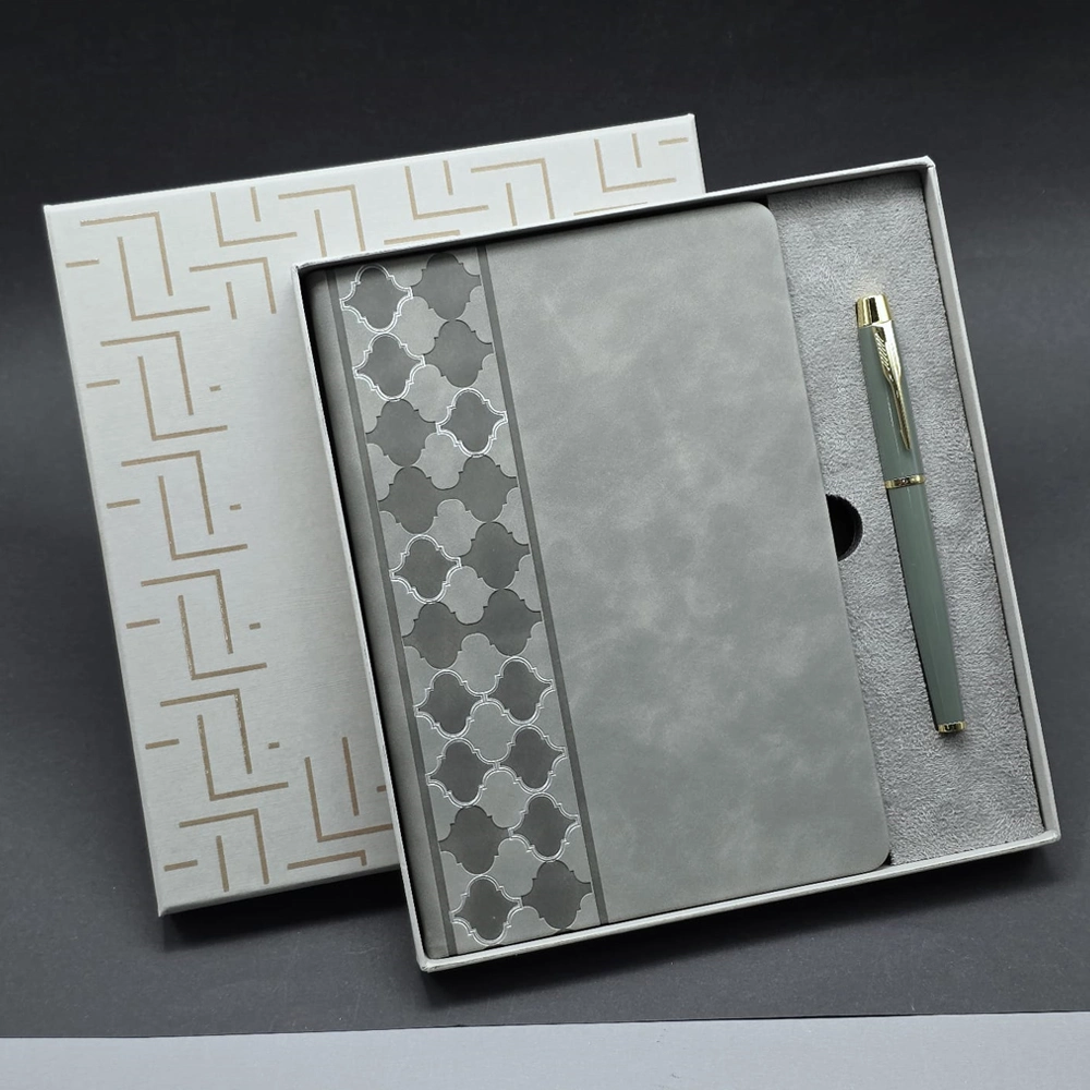 Şık Kutulu Defter ve Metal Kalem Seti 21x15 cm