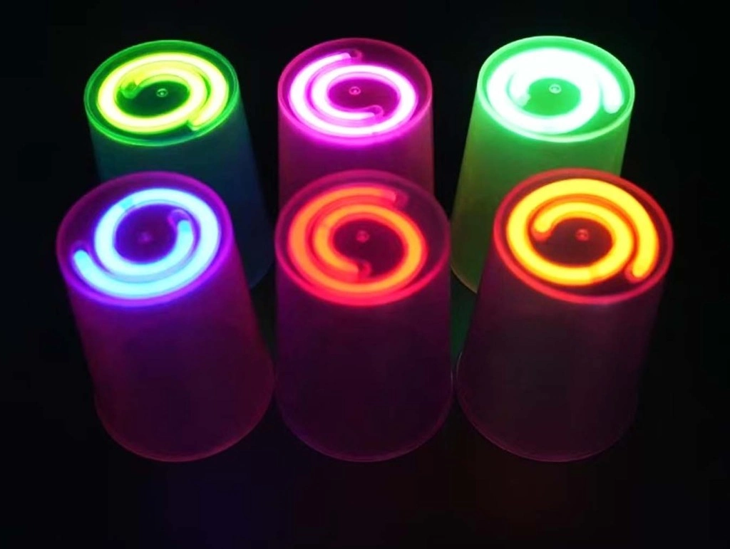 Gece Işığı Mega Glow Bardak Seti 8 Adet 8.5 x 10.5 cm