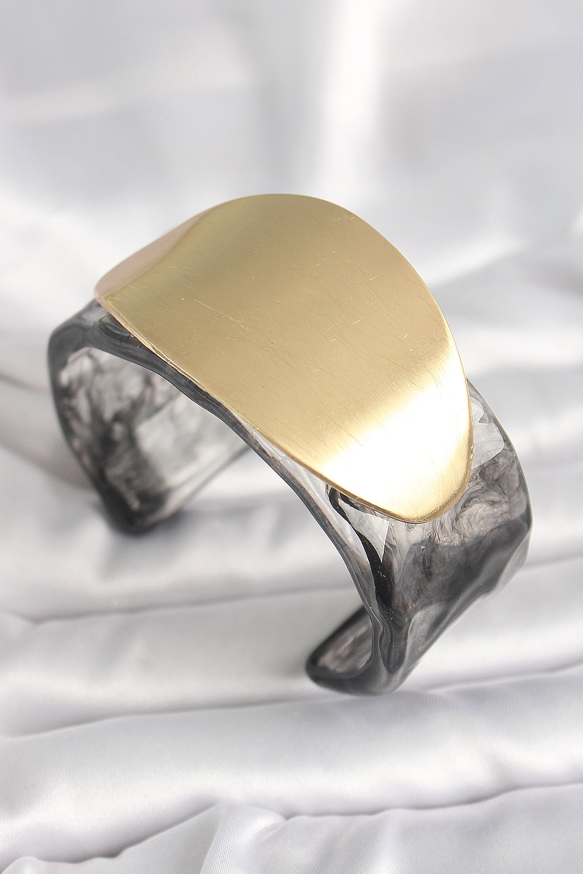Şık Gold Oval Plaka Kadın Bilezik 1 Adet
