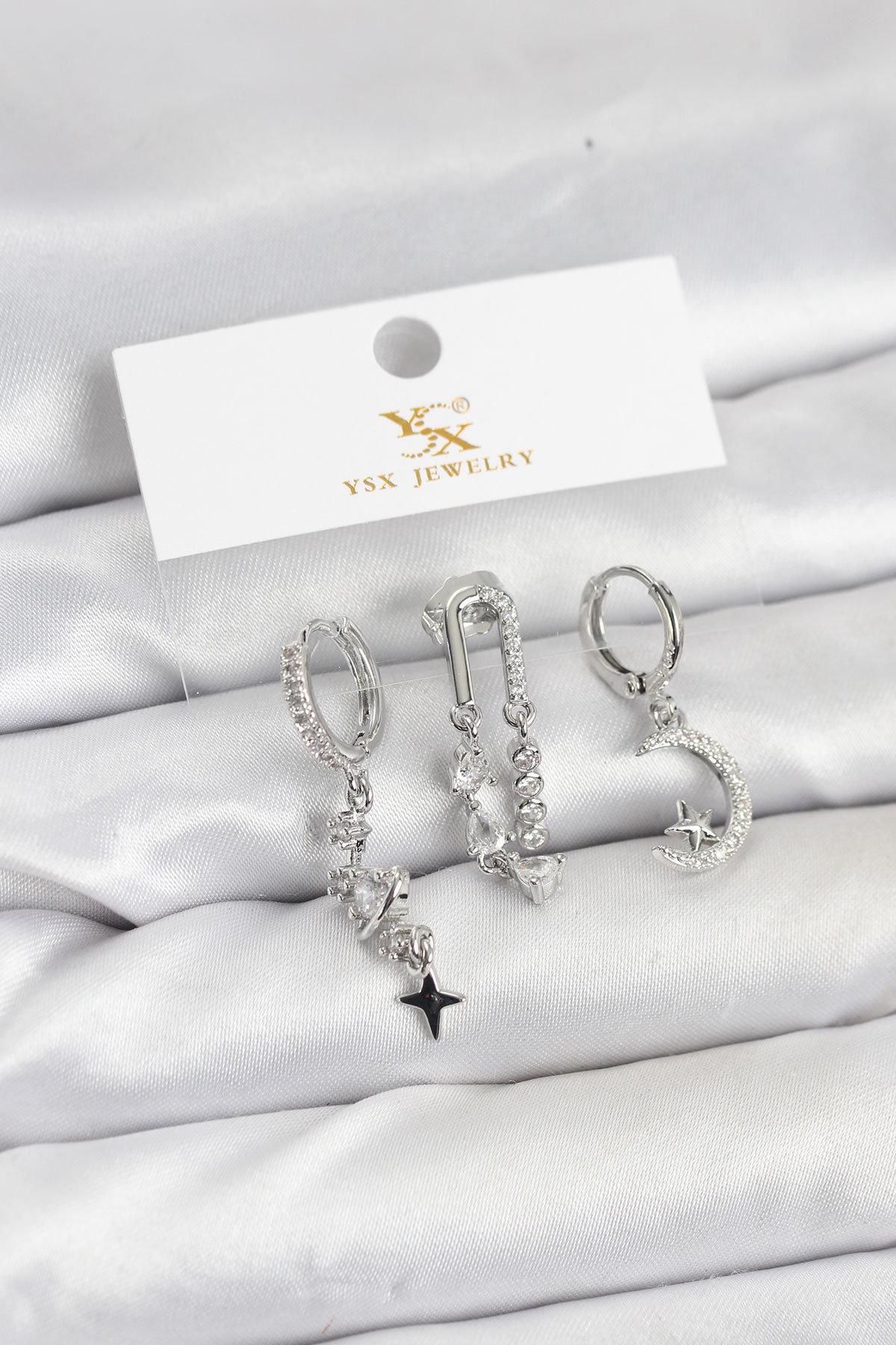 Pirinç Gümüş Renk Zirkon Taşlı Uzay Model YSX Trio Küpe Seti