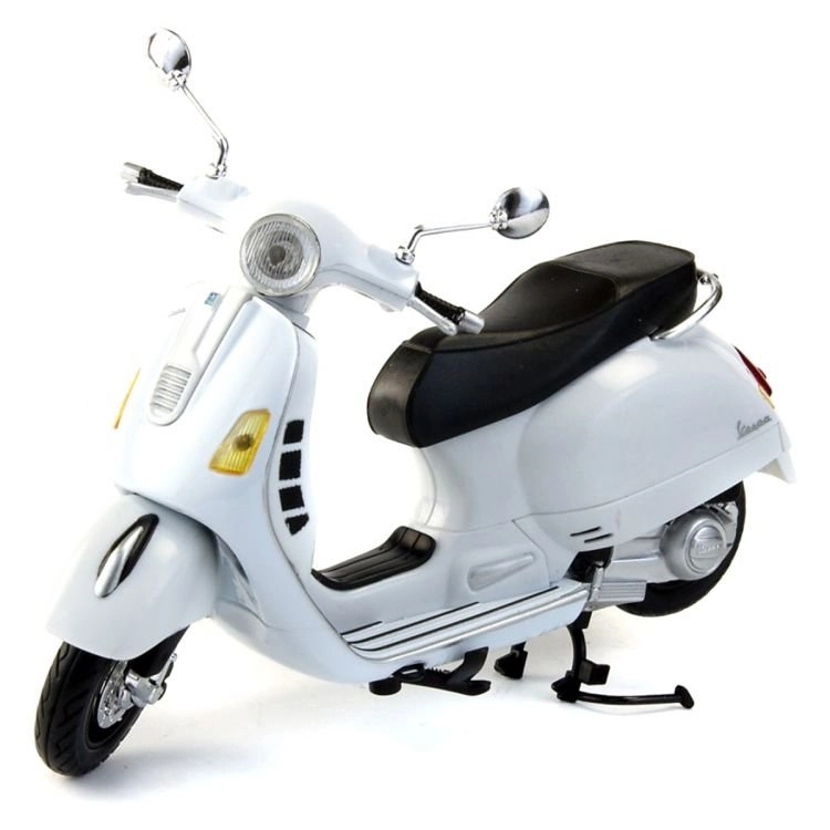 Vespa GTS Motor 300 Super 1:12 Ölçekli Model