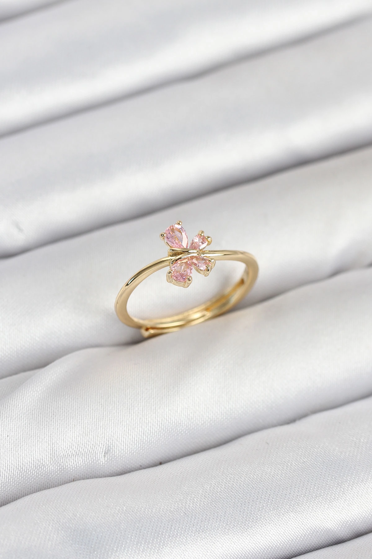 Şık Gold Renk Pembe Kadın Yüzük Model