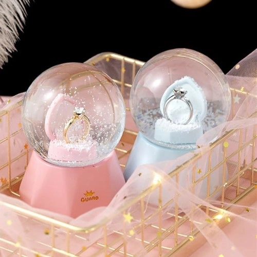 Romantik Işıklı Kar Küresi 7 cm Tektaş Yüzük Temalı