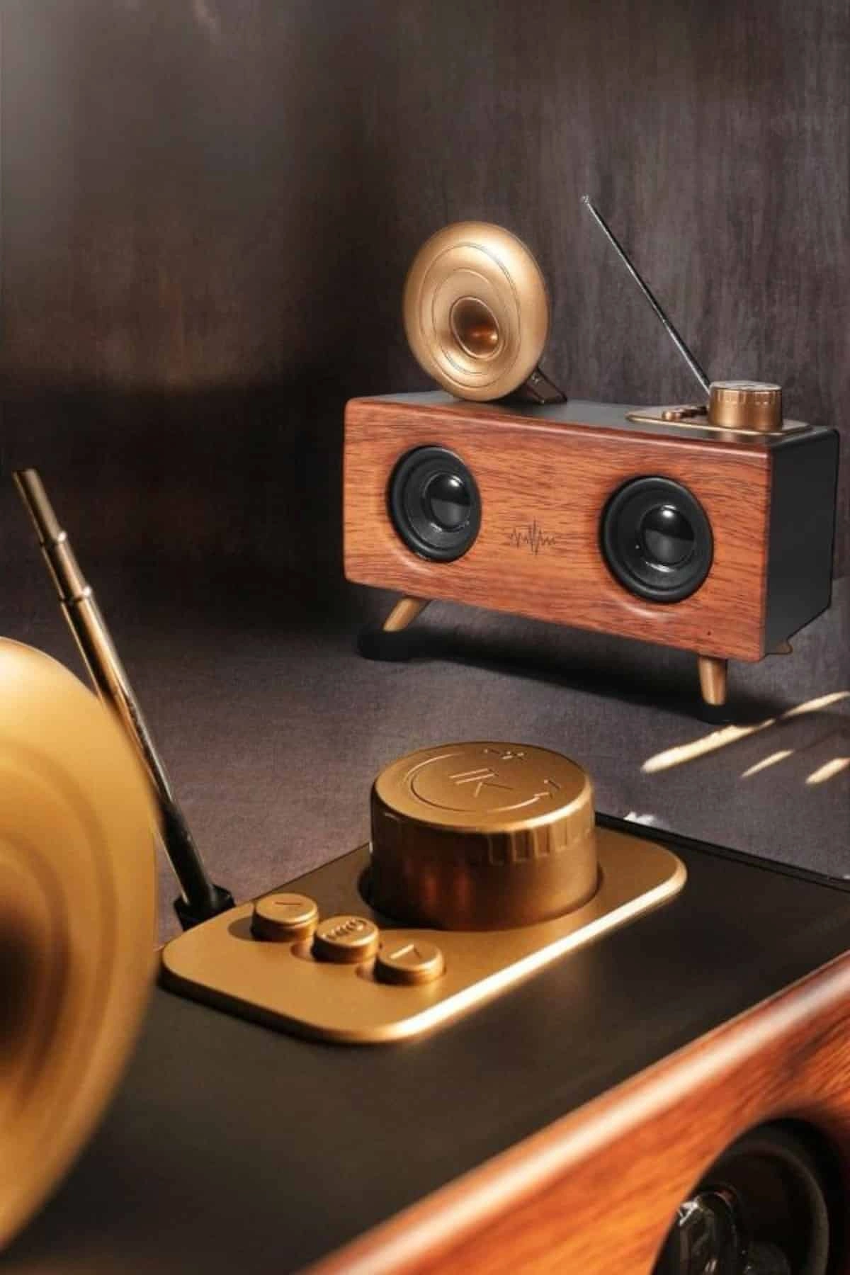 Tasarımlı Bluetooth Hoparlör 90 dB Ses Gücü