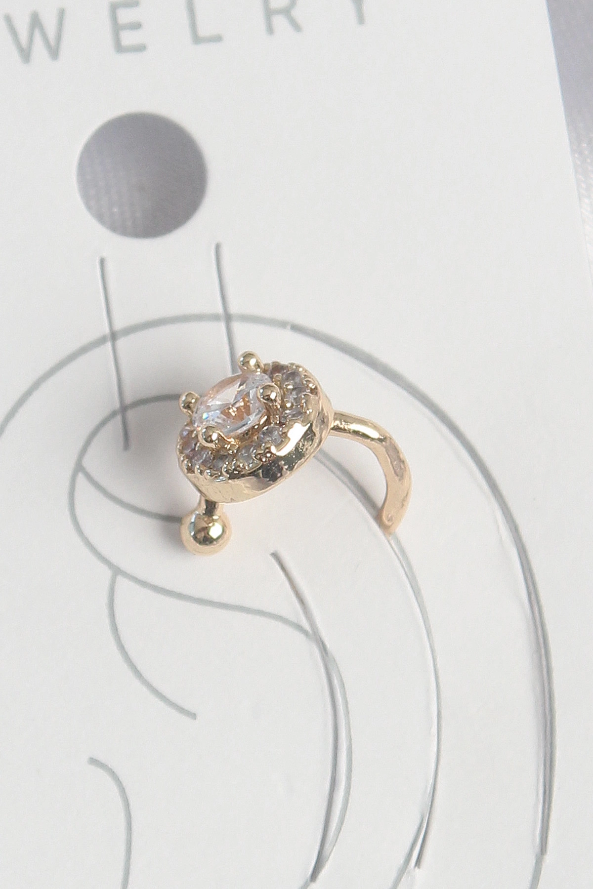 Zirkon Taşlı Gold Renk Kadın Kıkırdak Küpe