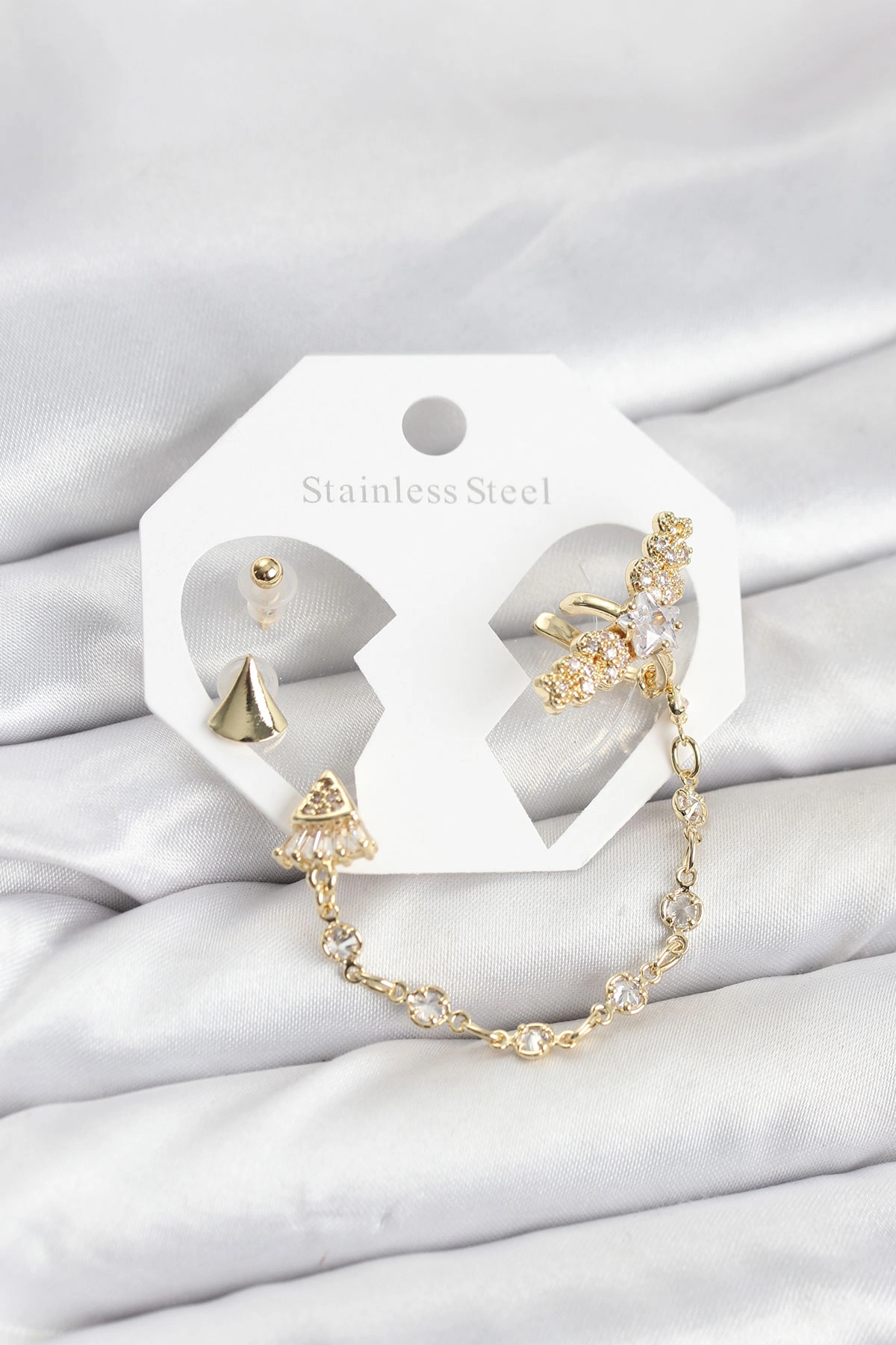 Zarif Gold Renk Yıldızlı Ear Cuff Küpe Seti