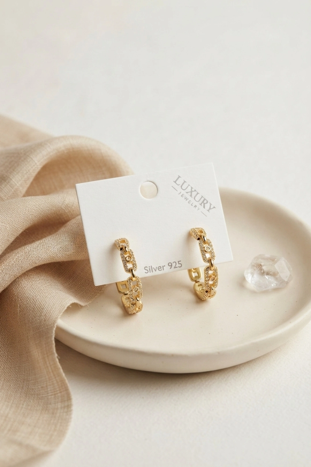 Zirkon Taşlı Gold Renk Kadın Küpe Gümüş Çivili
