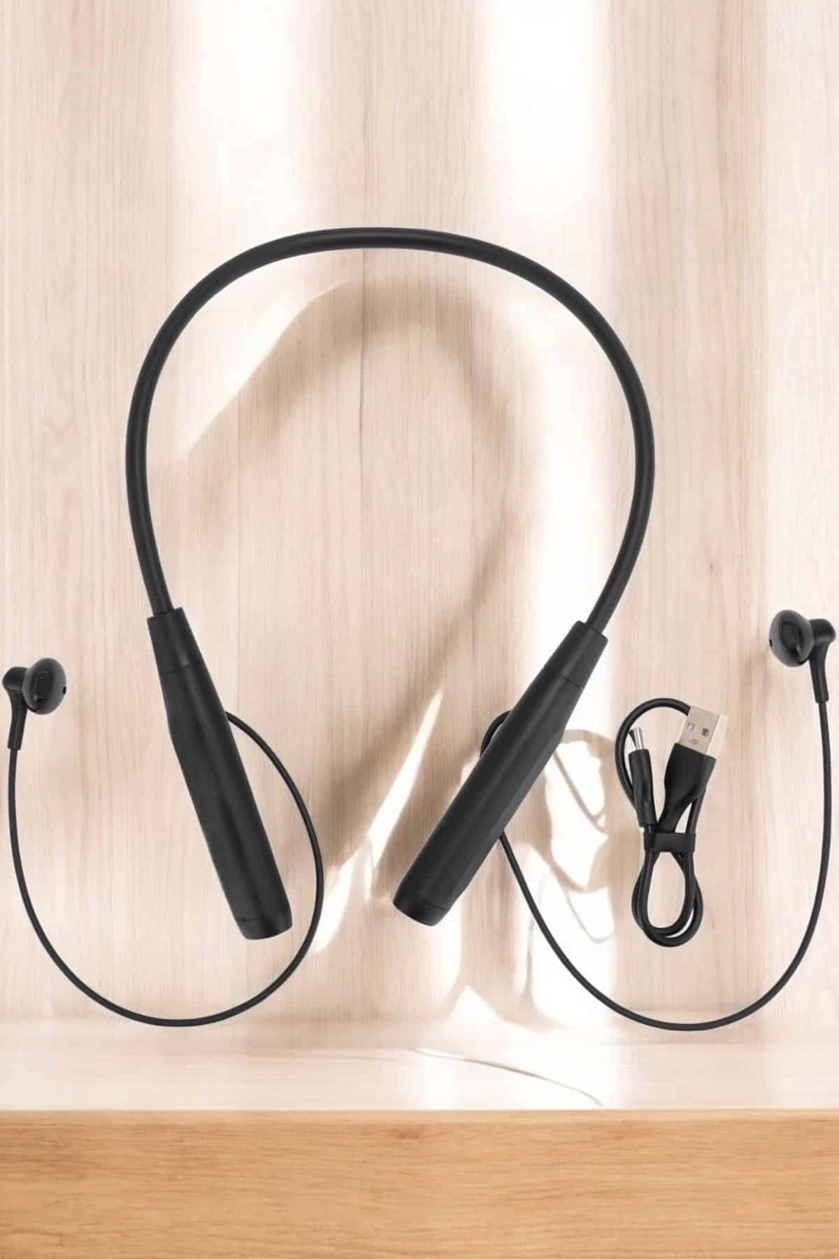 Bluetooth Kulaklık Kablolu Kulak İçi Dijital Gösterge ile