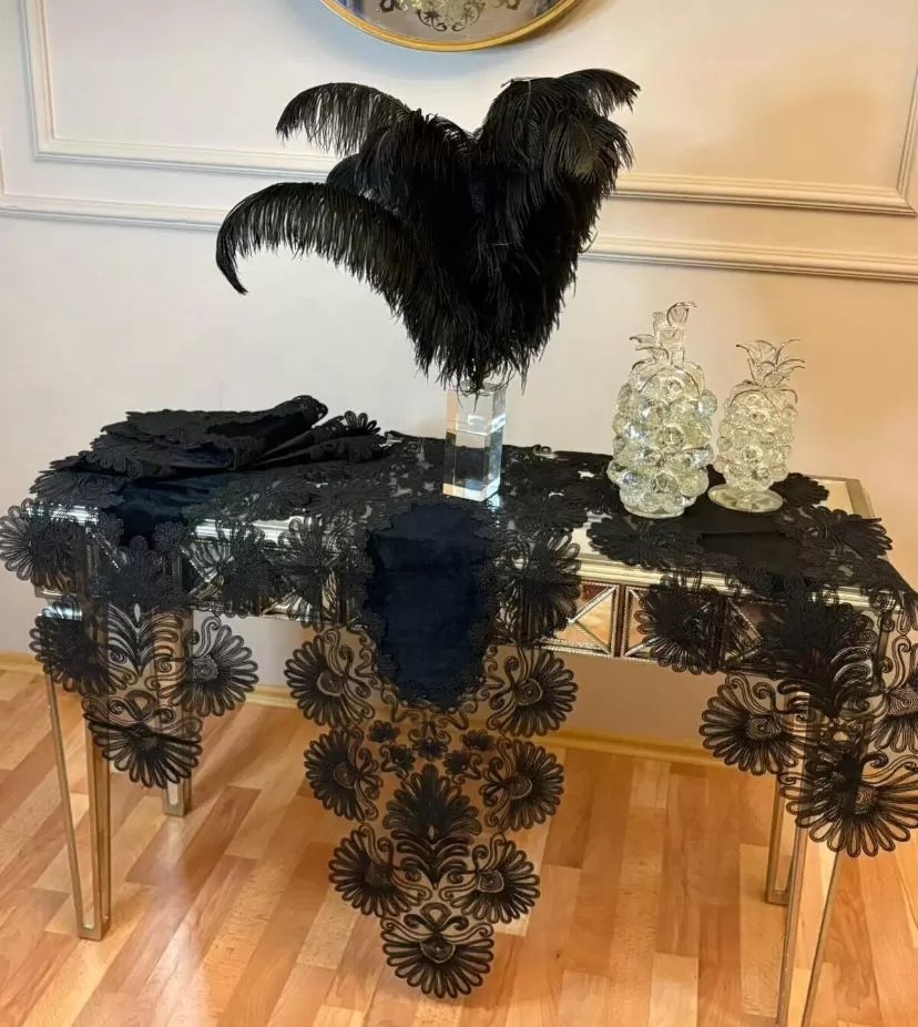 Palmiye Model Siyah Çeyizlik 7 Parça Keten Masa Örtüsü Yolluk Seti Salon Takımı