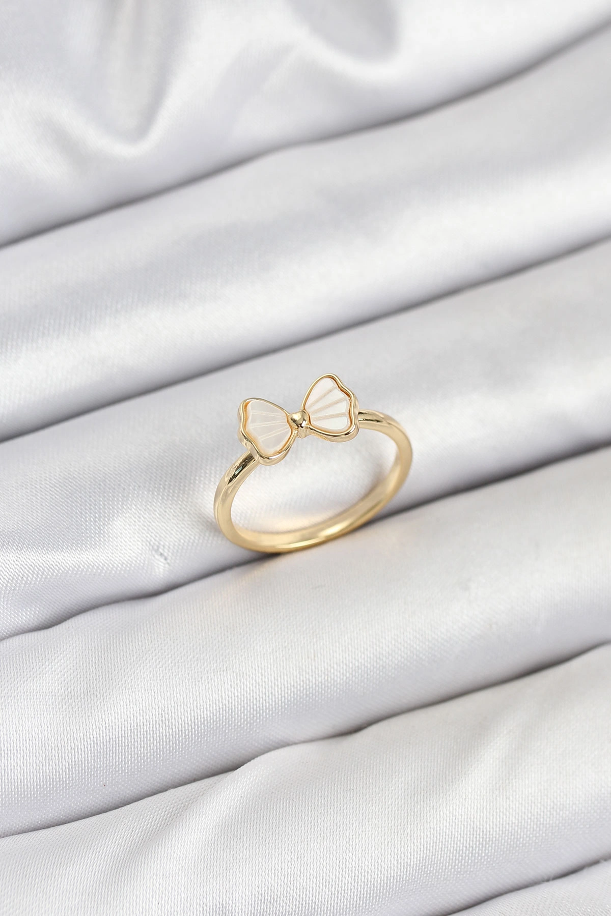 Gold Renk Fiyonk Yüzük Model