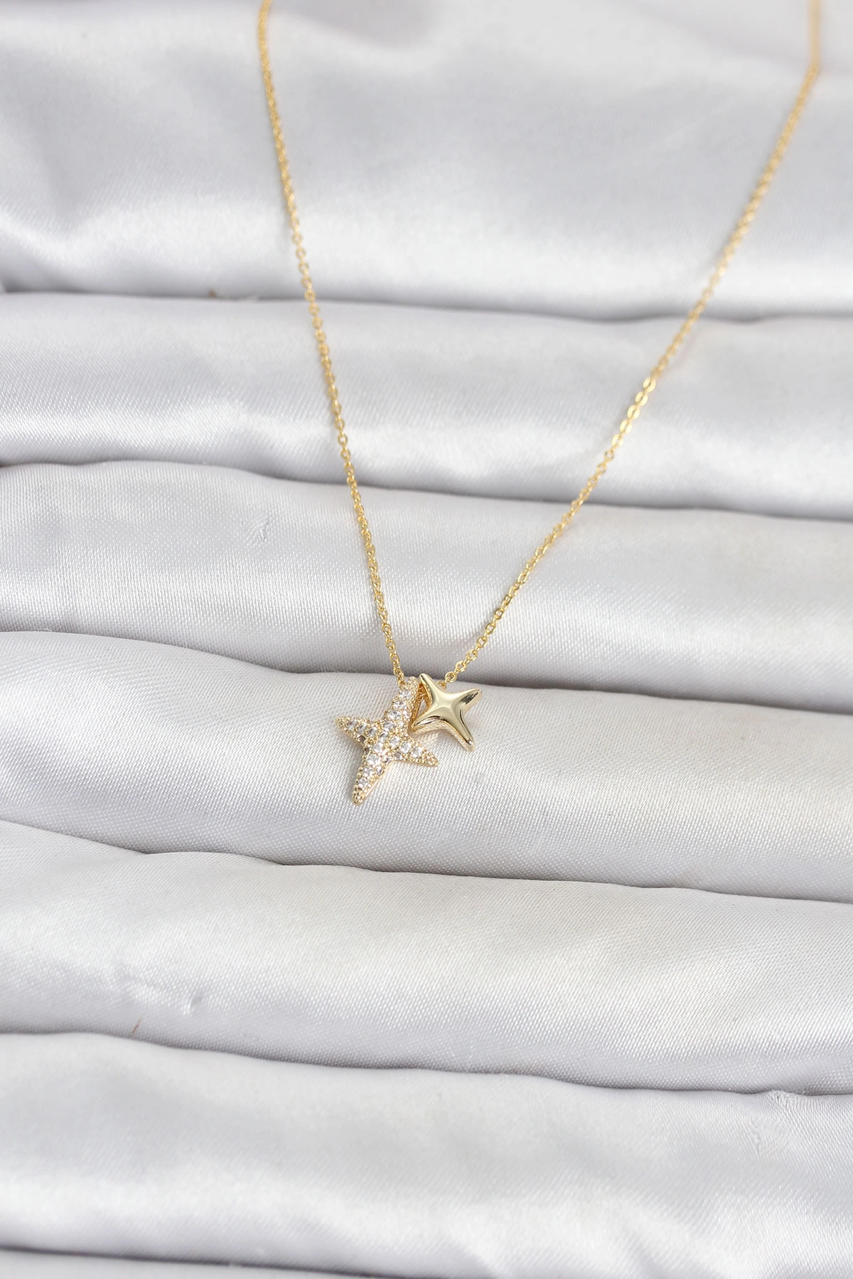 Minimal Gold Renk Kutup Yıldızı Kolye 45 cm