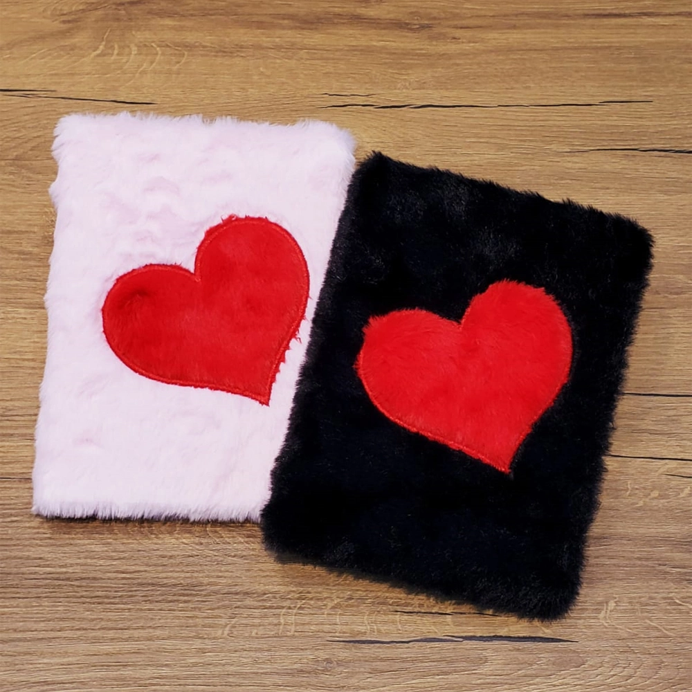 Şık Kalpli Peluş Defter 21x15 cm 75 Sayfa