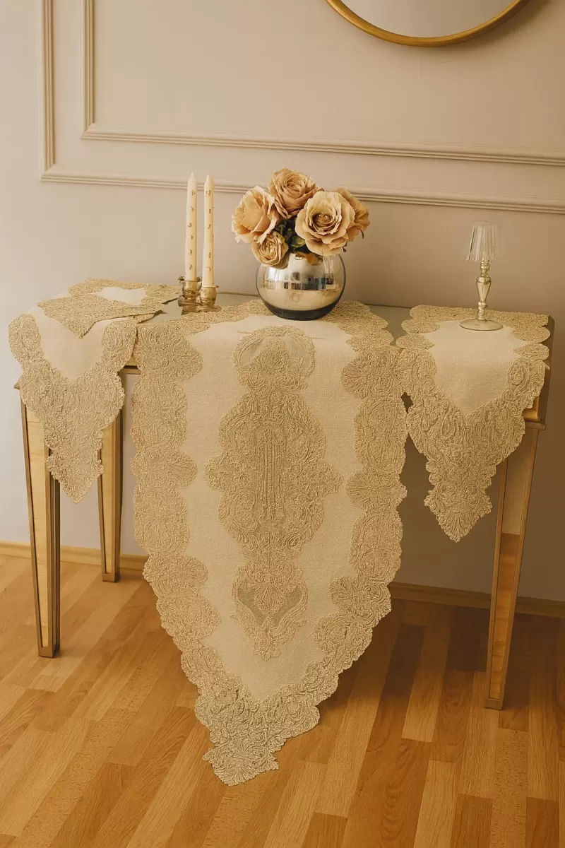 Angelika Model 236 Simli Gold 5 Parça Keten Dantelli Masa Örtüsü Runner Seti - 150x 60 cm