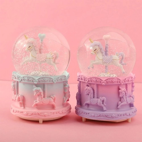 Şık Işıklı Müzikli Unicorn Kar Küresi Orta Boy
