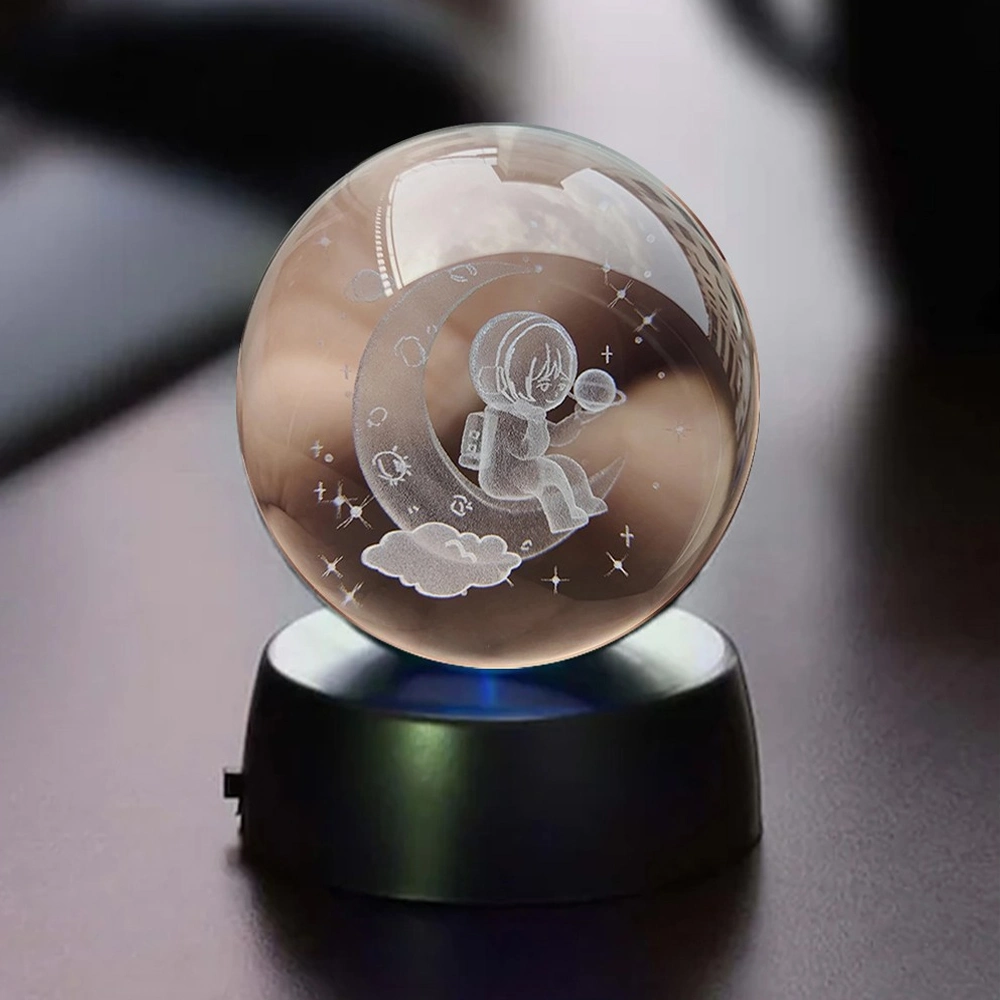 Astronot Temalı Işıklı Cam Küre 8 cm Yükseklik 6 cm Çap