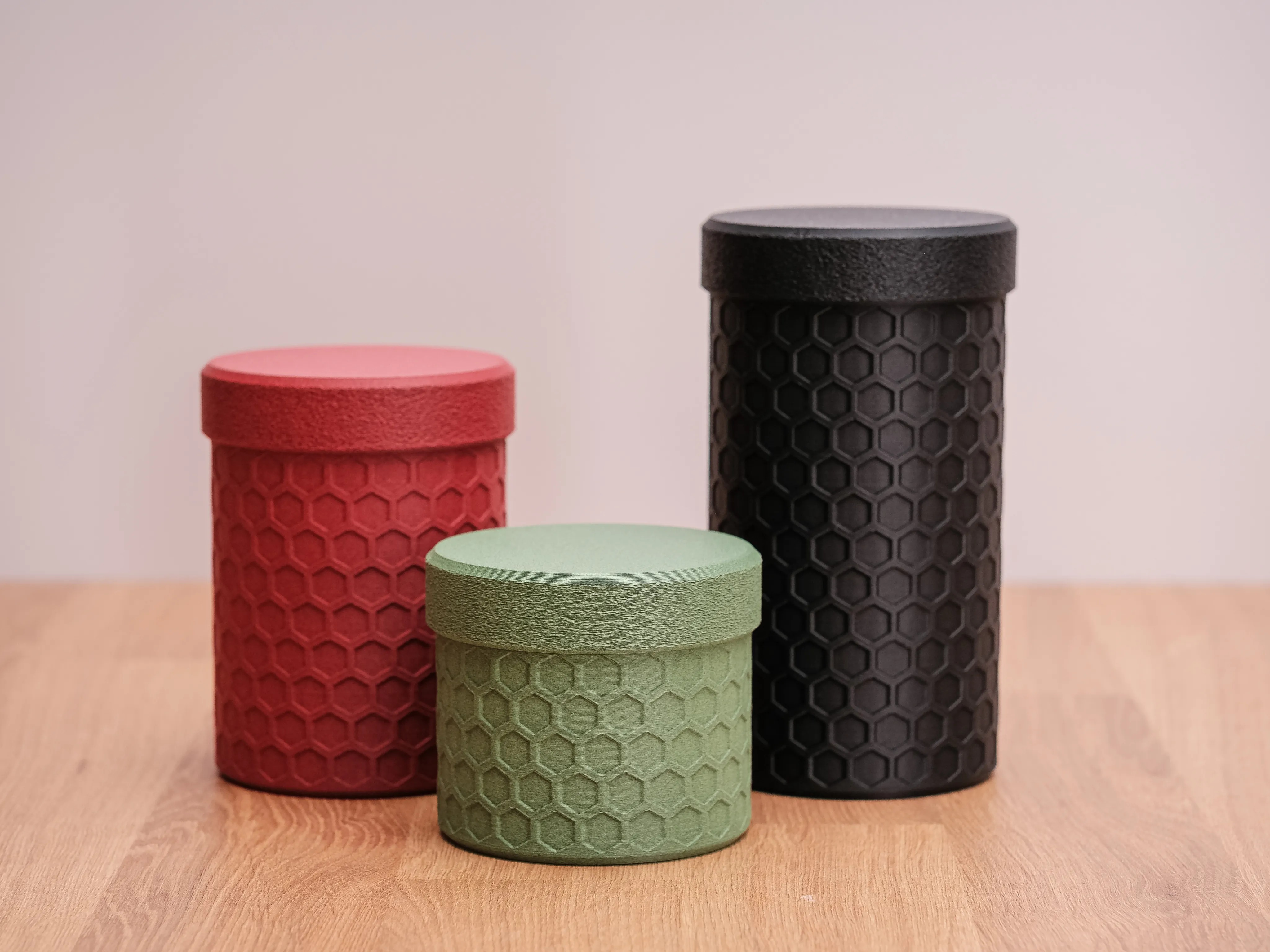 3D Baskı 3lü Petek Desenli Kapaklı Kavanoz Seti Bal Peteği Dokulu Dekoratif Mutfak Saklama Kabı 5-8-12 cm